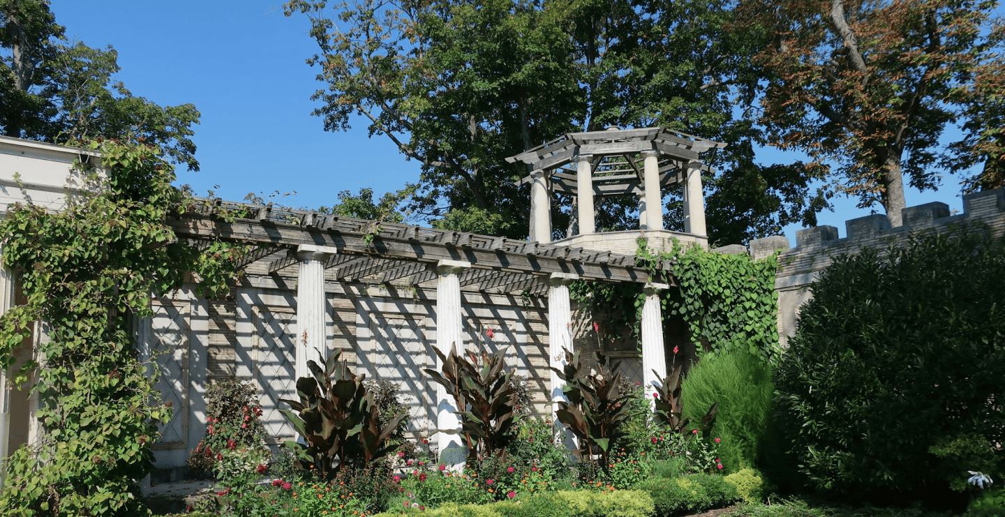 Charter Bus Rental in Yonkers