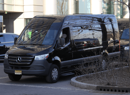 Minibus Rental in Staten Island